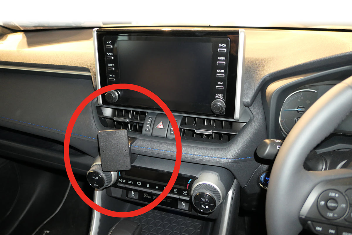 Brodit ProClip 655489 voor Suzuki Across 2021-2026 en Toyota RAV 4 2019-2025 - montagefoto 6