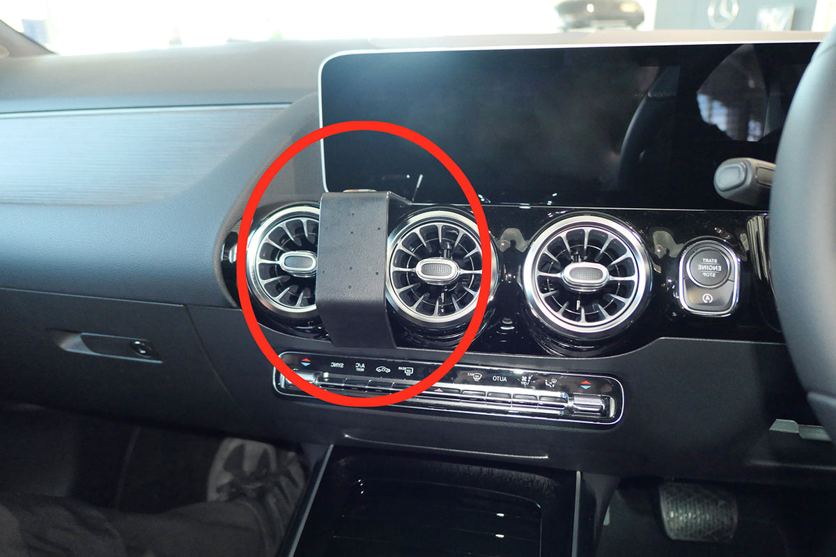 Brodit ProClip 655494 voor Mercedes Benz GLA-Class 2020-2026, Mercedes Benz EQA 2022-2026 en Mercedes Benz B-Class 2019-2026 - montagefoto 6