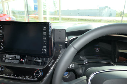 Brodit ProClip 655507 voor Suzuki Swace 2021-2024 en Toyota Corolla 2019-2022 - installatiepositie