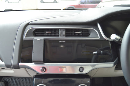 Brodit ProClip 655511 voor Jaguar I-PACE 2019-2025 - detail van dashboardmontage