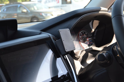 Brodit ProClip 655513 voor Subaru Forester Sport 2019-2024 - detail van dashboardmontage