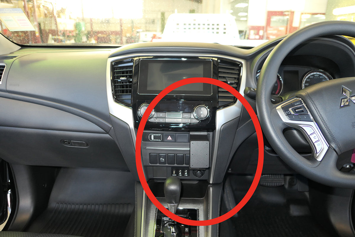 Brodit ProClip 655523 voor Mitsubishi Triton 2019-2024 en Mitsubishi L200 2020-2024 - productfoto zwarte ABS montagebasis