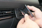 Brodit ProClip 655530 voor Mazda CX-30 2020-2026 en Mazda 3 2019-2026 - montagepositie op dashboard