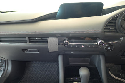 Brodit ProClip 655530 voor Mazda CX-30 2020-2026 en Mazda 3 2019-2026 - installatiepositie
