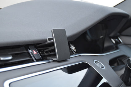 Brodit ProClip 655543 voor Land Rover Range Rover Evoque 2019-2023 - detail van dashboardmontage