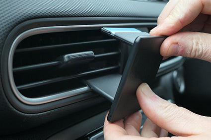 Brodit ProClip 655552 voor Hyundai Kona Electric 2019-2021 - montagepositie op dashboard