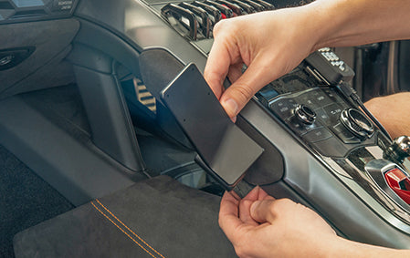 Brodit ProClip 655555 voor Lamborghini Huracan 2016-2023 - montagepositie op dashboard