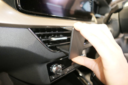 Brodit ProClip 655587 voor Skoda Kamiq 2020-2025 - montagepositie op dashboard