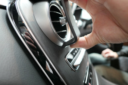 Brodit ProClip 655606 voor Mercedes Benz GLC-Class 2020-2022 - detail van dashboardmontage