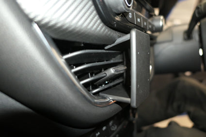 Brodit ProClip 655611 voor Ford Puma 2020-2025 - detail van dashboardmontage