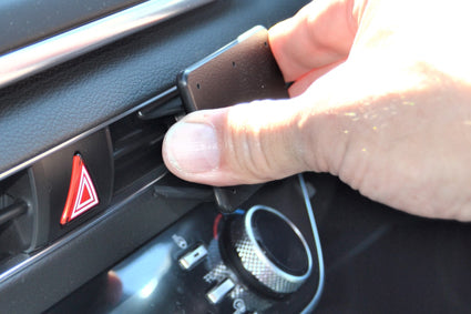 Brodit ProClip 655614 voor Hyundai Sonata 2020-2023 - montagepositie op dashboard