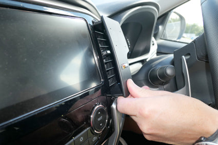Brodit ProClip 655627 voor Mitsubishi L200 2020-2024 - ProClip geplaatst in het voertuig