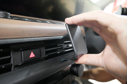 Brodit ProClip 655632 voor Honda e 2020-2024 - montagepositie op dashboard