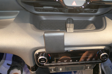 Brodit ProClip 655640 voor Toyota Yaris 2021-2026 - ProClip geplaatst in het voertuig