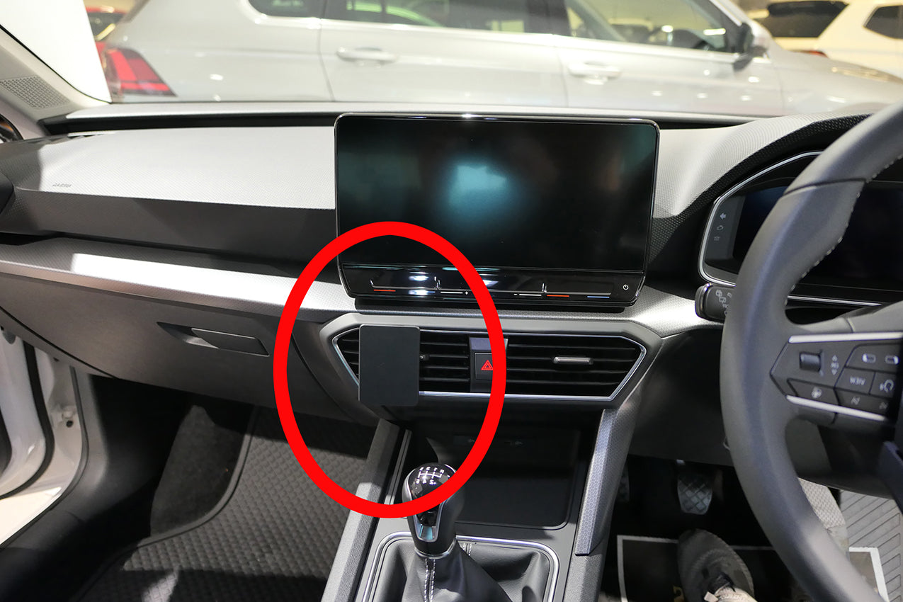 Brodit ProClip 655641 voor Cupra Leon Sportstourer 2020-2026, Cupra Leon 2020-2025 e.a. - montagefoto 6