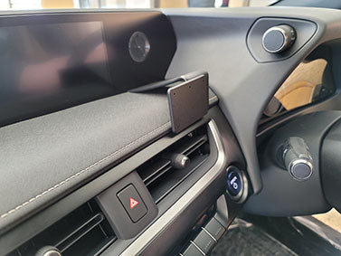 Brodit ProClip 655659 voor Lexus UX Series 2019-2022 - detail van dashboardmontage