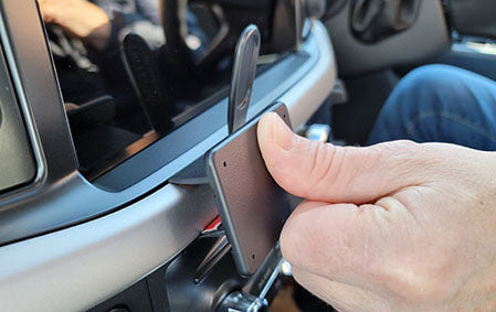 Brodit ProClip 655665 voor Ford F-Series 150 2021-2026 - ProClip geplaatst in het voertuig
