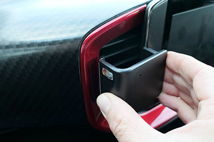 Brodit ProClip 655692 voor Holden Mokka E 2021-2022, Holden Mokka 2021-2022 e.a. - montagepositie op dashboard
