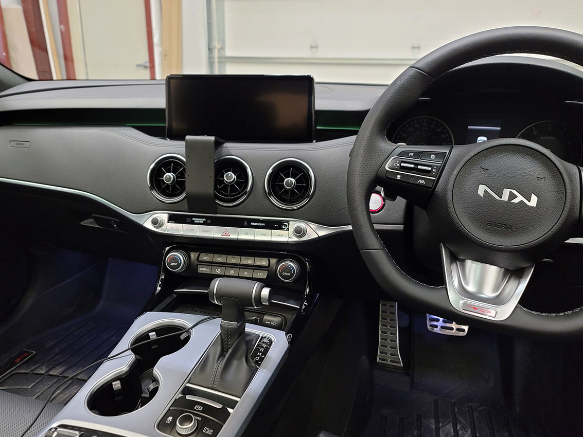 Brodit ProClip 655693 voor Kia Stinger 2018-2023 - productfoto zwarte ABS montagebasis