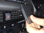 Brodit ProClip 655697 voor Nissan X-Trail 2022-2026 en Nissan Qashqai 2022-2026 - montagepositie op dashboard