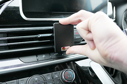 Brodit ProClip 655723 voor Maxus e-Deliver 9 2021-2026 - detail van dashboardmontage