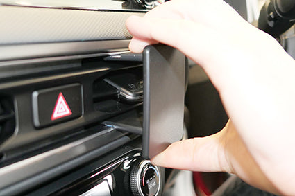 Brodit ProClip 655745 voor Hyundai Kona Electric 2022-2023 - ProClip geplaatst in het voertuig