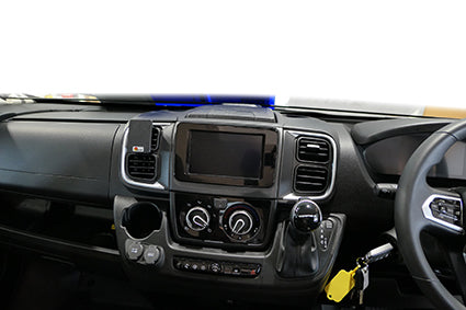 Brodit ProClip 655752 voor Citroen Relay 2025-2026, Citroen Jumper 2025-2026 e.a. - detail van dashboardmontage