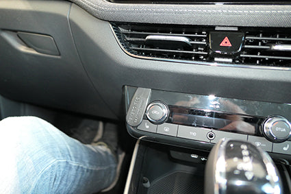 Brodit ProClip 655760 voor Skoda Fabia 2022-2026 - montagepositie op dashboard