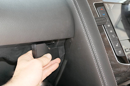 Brodit ProClip 655773 voor Nissan Patrol 2020-2021 - montagepositie op dashboard