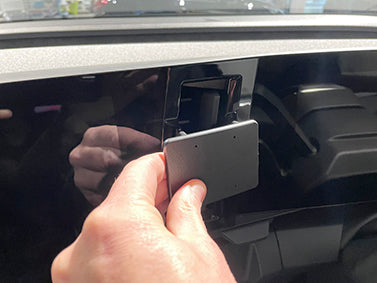 Brodit ProClip 655827 voor Renault Scénic E-TECH 2025-2026, Renault Mégane E-TECH 2022-2026 en Renault Austral 2022-2026 - ProClip geplaatst in het voertuig