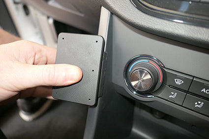 Brodit ProClip 655836 voor MG 3 2018-2023 - montagepositie op dashboard