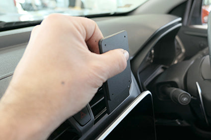 Brodit ProClip 655840 voor LDV T60 2019-2026 - montagepositie op dashboard