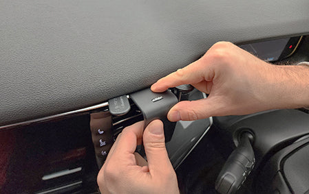 Brodit ProClip 655848 voor Jeep Wagoneer 2022-2026 - ProClip geplaatst in het voertuig