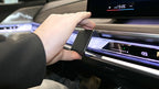 Brodit ProClip 655852 voor BMW i7 G70 2023-2026 en BMW 7-series G70 2023-2026 - montagepositie op dashboard