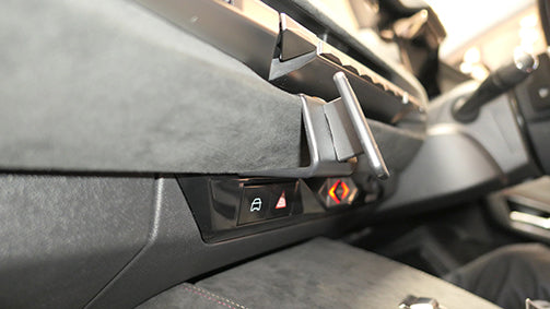 Brodit ProClip 655855 voor DS DS4 2022-2026 - detail van dashboardmontage