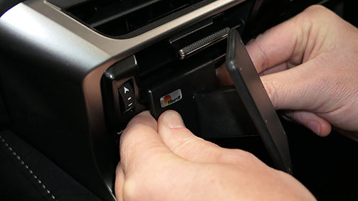 Brodit ProClip 655899 voor Lexus RX Series 2023-2026 - detail van dashboardmontage
