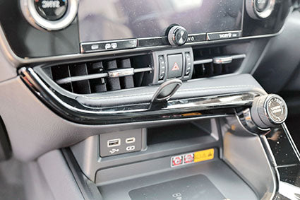 Brodit ProClip 655900 voor Lexus NX Series 2022-2026 - montagepositie op dashboard