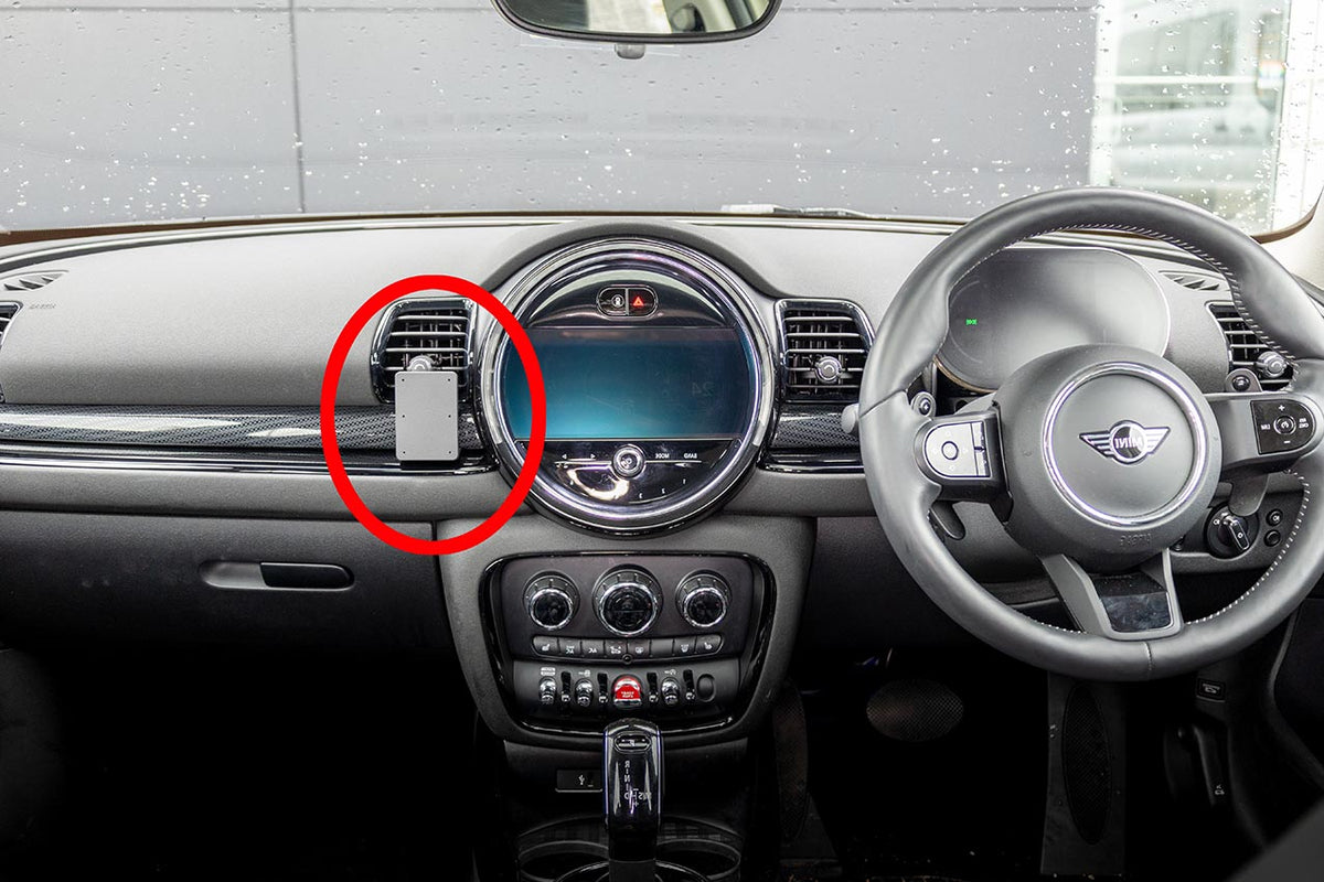 Brodit ProClip 655948 voor Mini Clubman 2016-2023 - productfoto zwarte ABS montagebasis