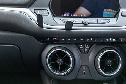 Brodit ProClip 655951 voor Chevrolet Blazer 2019-2023 - montagepositie op dashboard