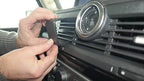 Brodit ProClip 655956 voor Ineos Grenadier 2022-2026 - montagepositie op dashboard