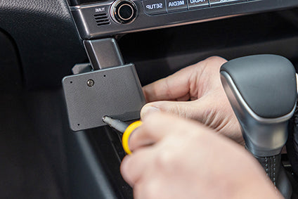 Brodit ProClip 656001 voor Kia Seltos 2023-2026 - detail van dashboardmontage