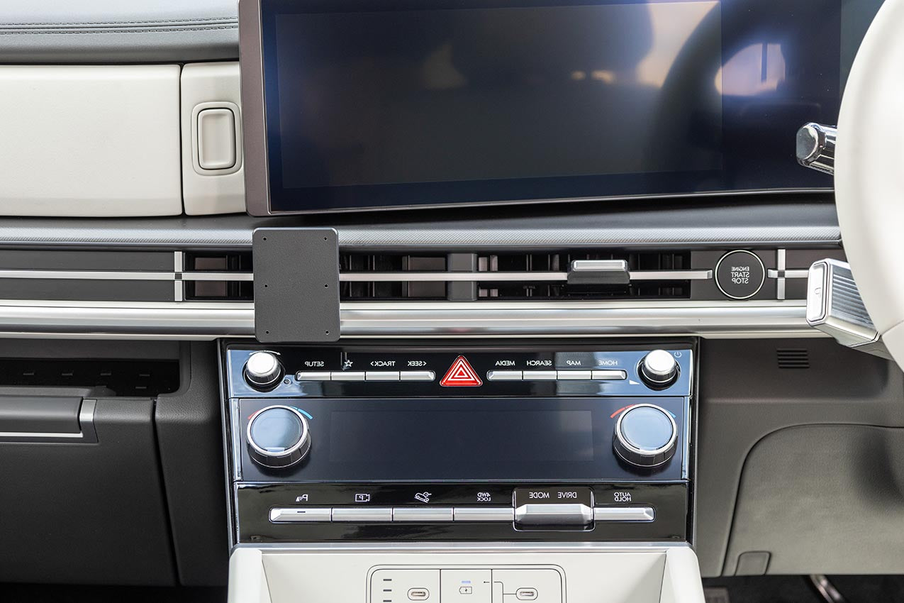 Brodit ProClip 656090 voor Hyundai Santa Fe 2024-2026 - montagefoto 6