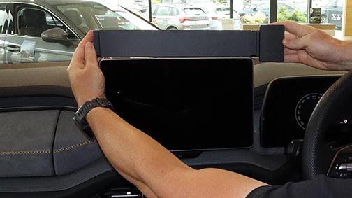 Brodit ProClip 656109 voor Skoda Kodiaq 2024-2026 - montagepositie op dashboard