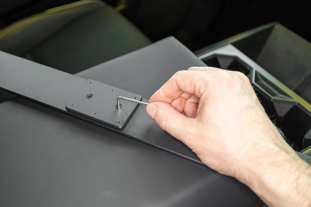 Brodit ProClip 656112 voor Tesla Cybertruck 2023-2026 - ProClip geplaatst in het voertuig