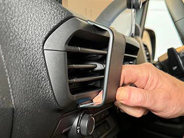 Brodit ProClip 656121 voor Citroen SpaceTourer 2025-2026, Citroen Jumpy 3rd Gen 2025-2026 e.a. - ProClip geplaatst in het voertuig