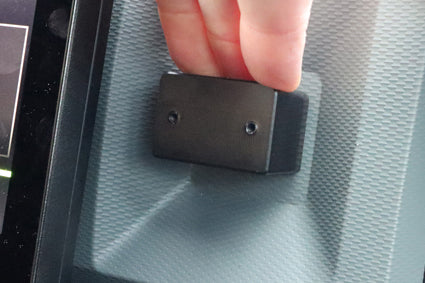 Brodit ProClip 656160 voor Dacia Duster 2025-2026 en Dacia Bigster 2025-2026 - ProClip geplaatst in het voertuig