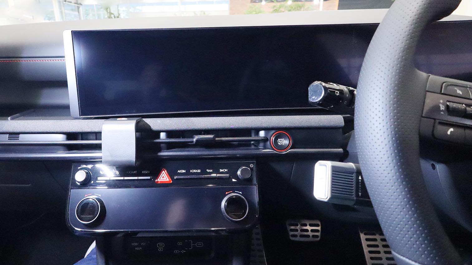 Brodit ProClip 656167 voor Hyundai Tucson 2025-2026 en Hyundai Santa Cruz 2025-2026 - montagefoto 8