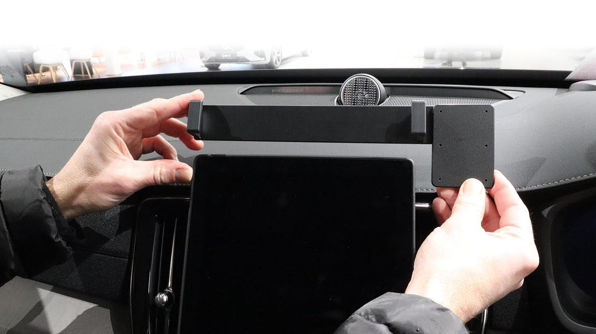 Brodit ProClip 656172 voor Volvo XC90 2025-2026 - montagepositie op dashboard
