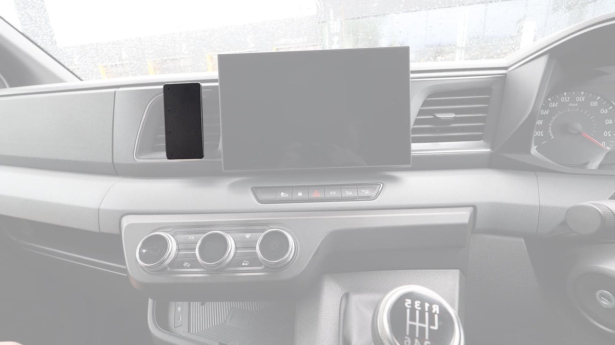 Brodit ProClip 656179 voor Renault Master 2025-2026 - productfoto zwarte ABS montagebasis