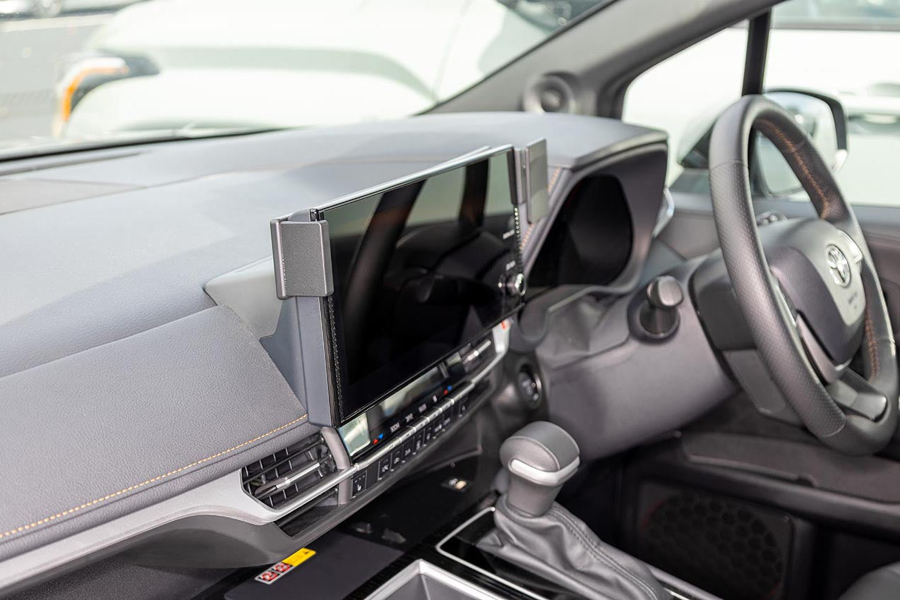 Brodit ProClip 656210 voor Toyota Sienna 2025-2026 - montagefoto 7
